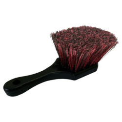 Brosse pour roue de voiture