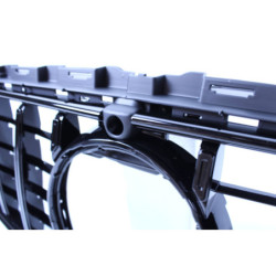 Grill do Mercedesa klasy E po liftingu E63 AMG panamericana look czarny