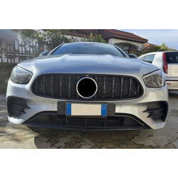 Grelha para Mercedes E W213 S213 A238 C238 facelift com pacote AMG line preto brilhante