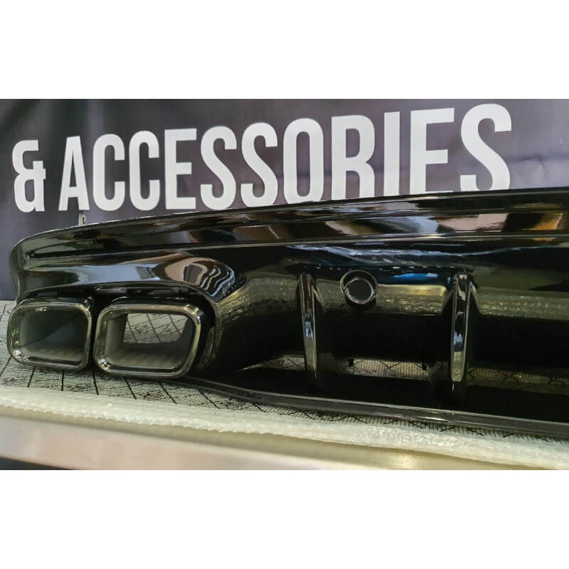 Diffuser met zwarte uitlaatsierstukken compatibel met Mercedes W205 C klasse berline en break - Tuningonline